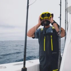 Aftco Barricade Elite Bib -Tackle Express MB30 lifestyle